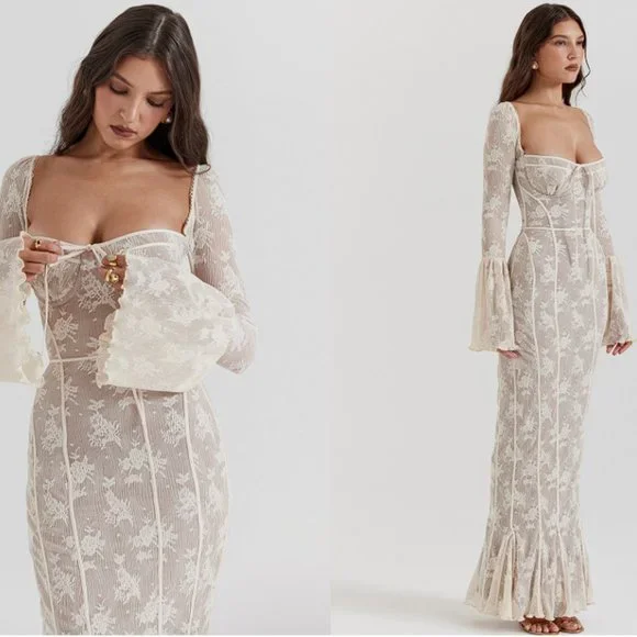 HOUSE OF CB 'Delilah' Vintage Cream Lace Maxi Dress NWOT - Picture 3 of 9